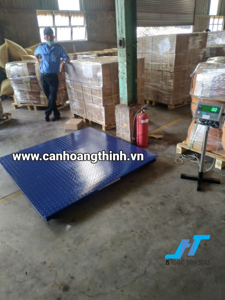 Cân bàn 1 tấn DI28SS dùng trong lò gốm